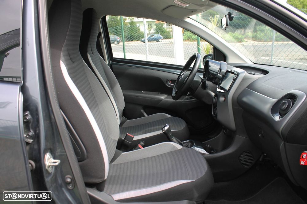 Toyota Aygo - 34