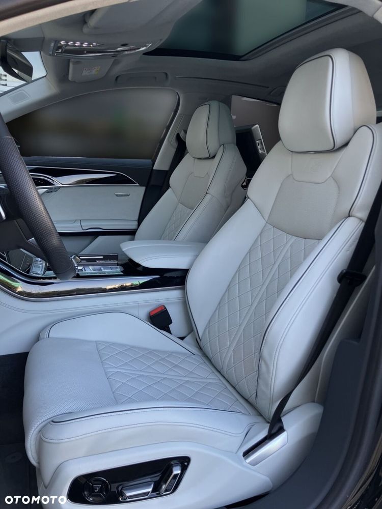 Audi A8 - 14