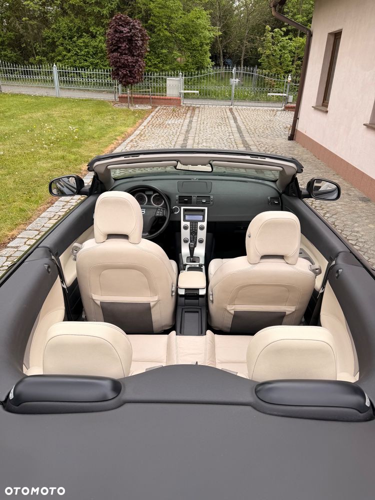 Volvo C70 2.0D Powershift Momentum - 6
