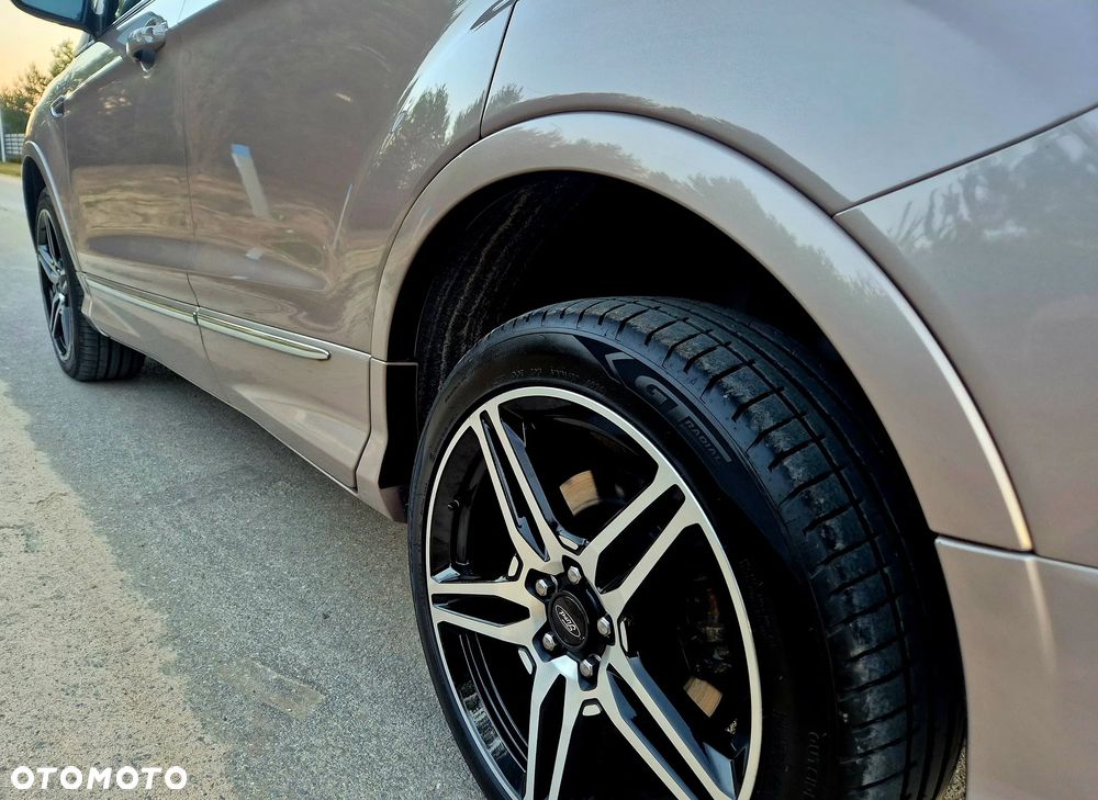 Ford Kuga 2.0 TDCi 4x4 Vignale - 13