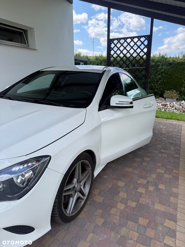 Mercedes-Benz CLA 250 4-Matic AMG Line - 6