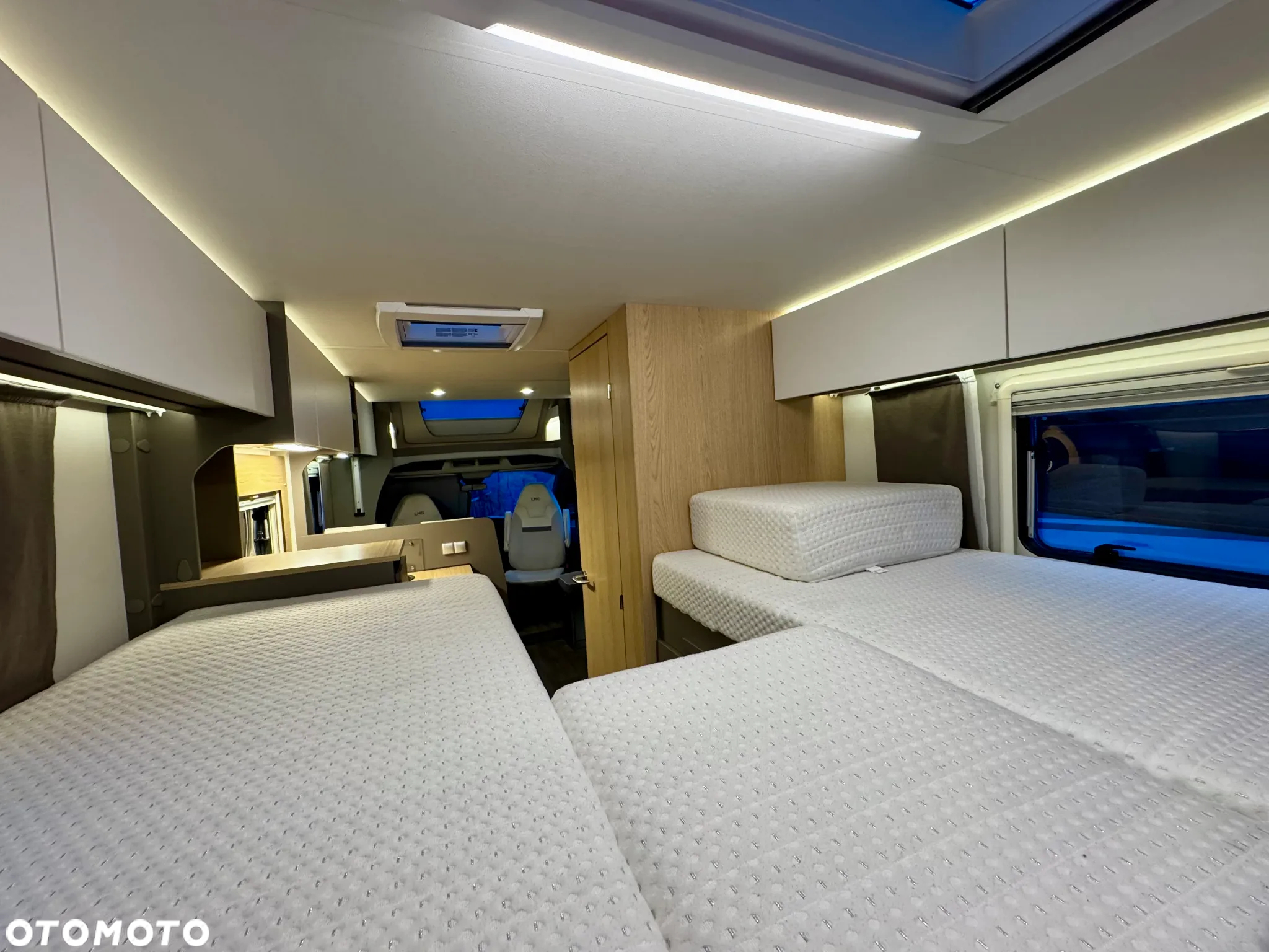 LMC Hymer H664 2023 Jak NOWY piękny kamper półintegra 4os bdb dopos. FV23% - 27