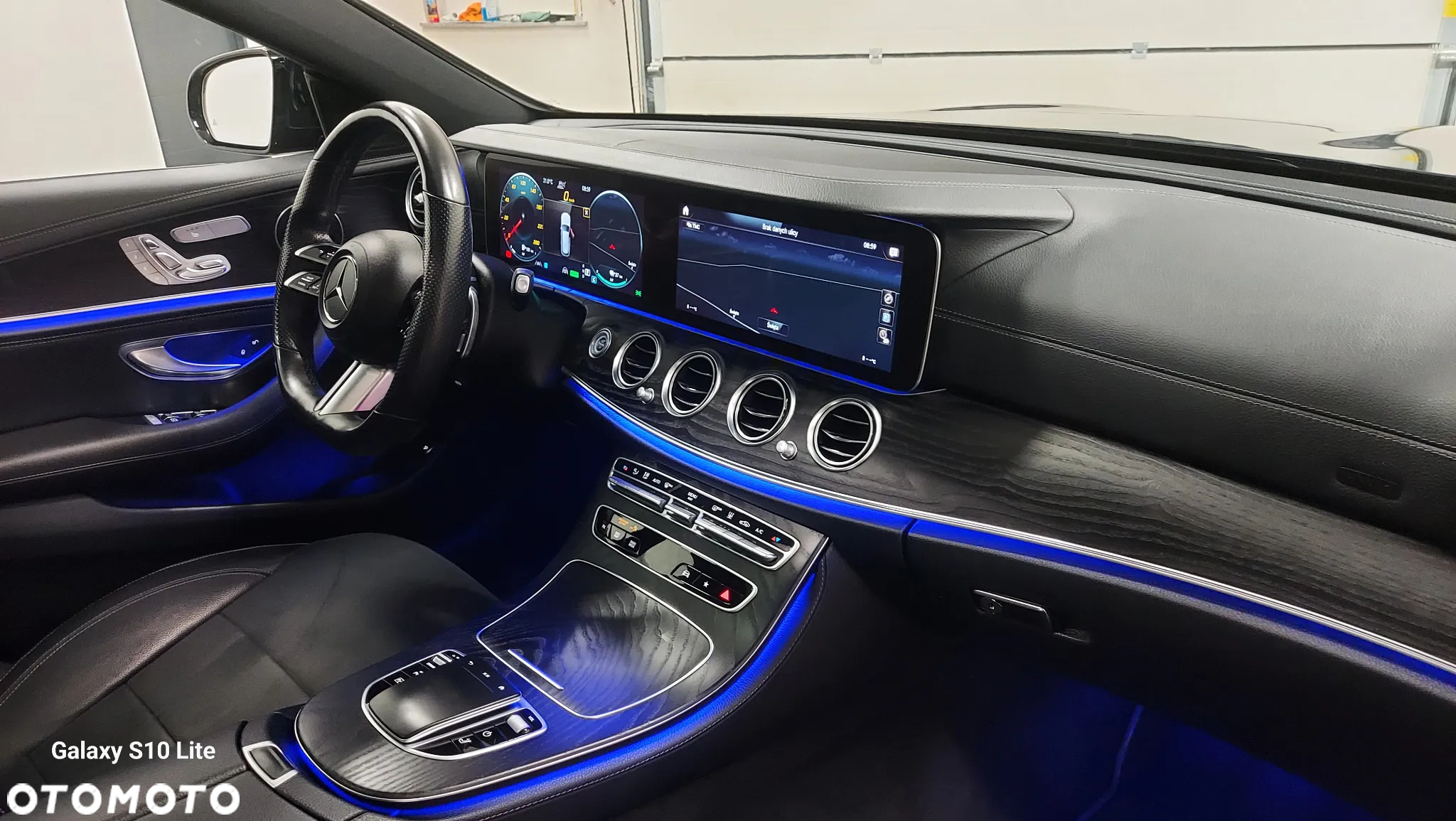 Mercedes-Benz Klasa E 300 de 9G-TRONIC - 19
