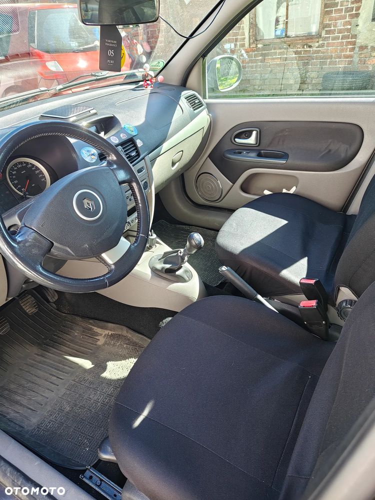 Renault Thalia - 4