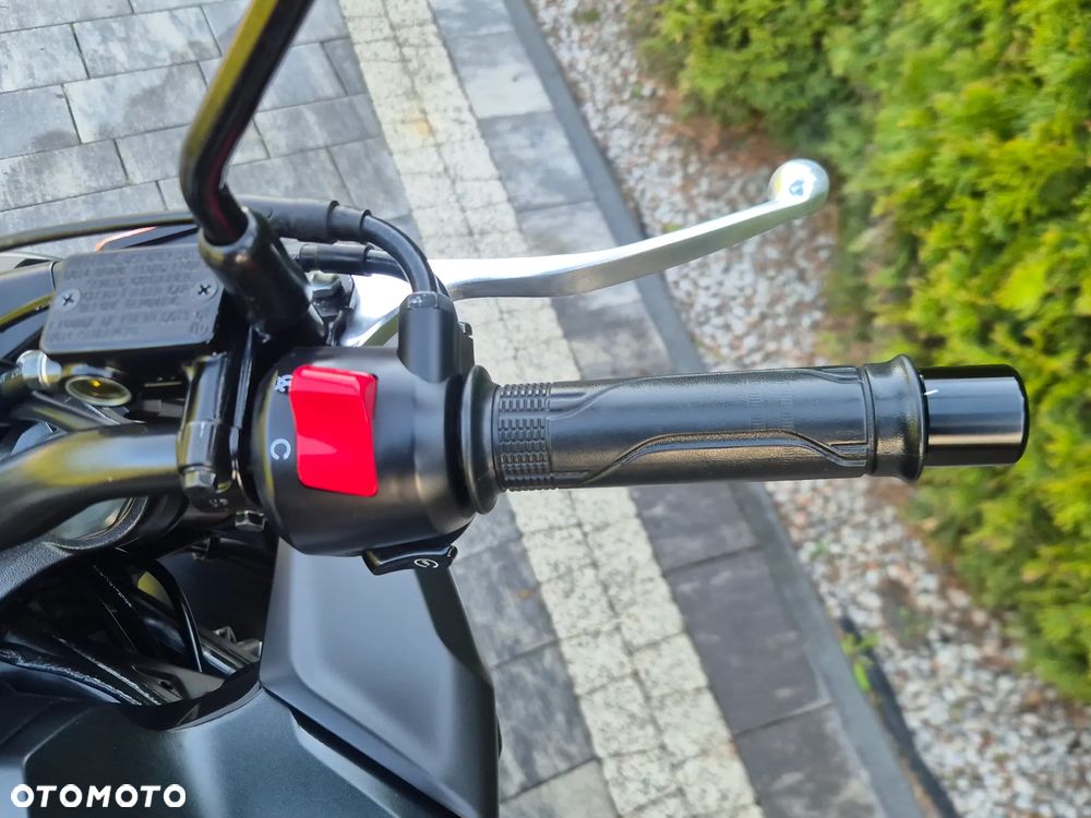 Honda CB - 21