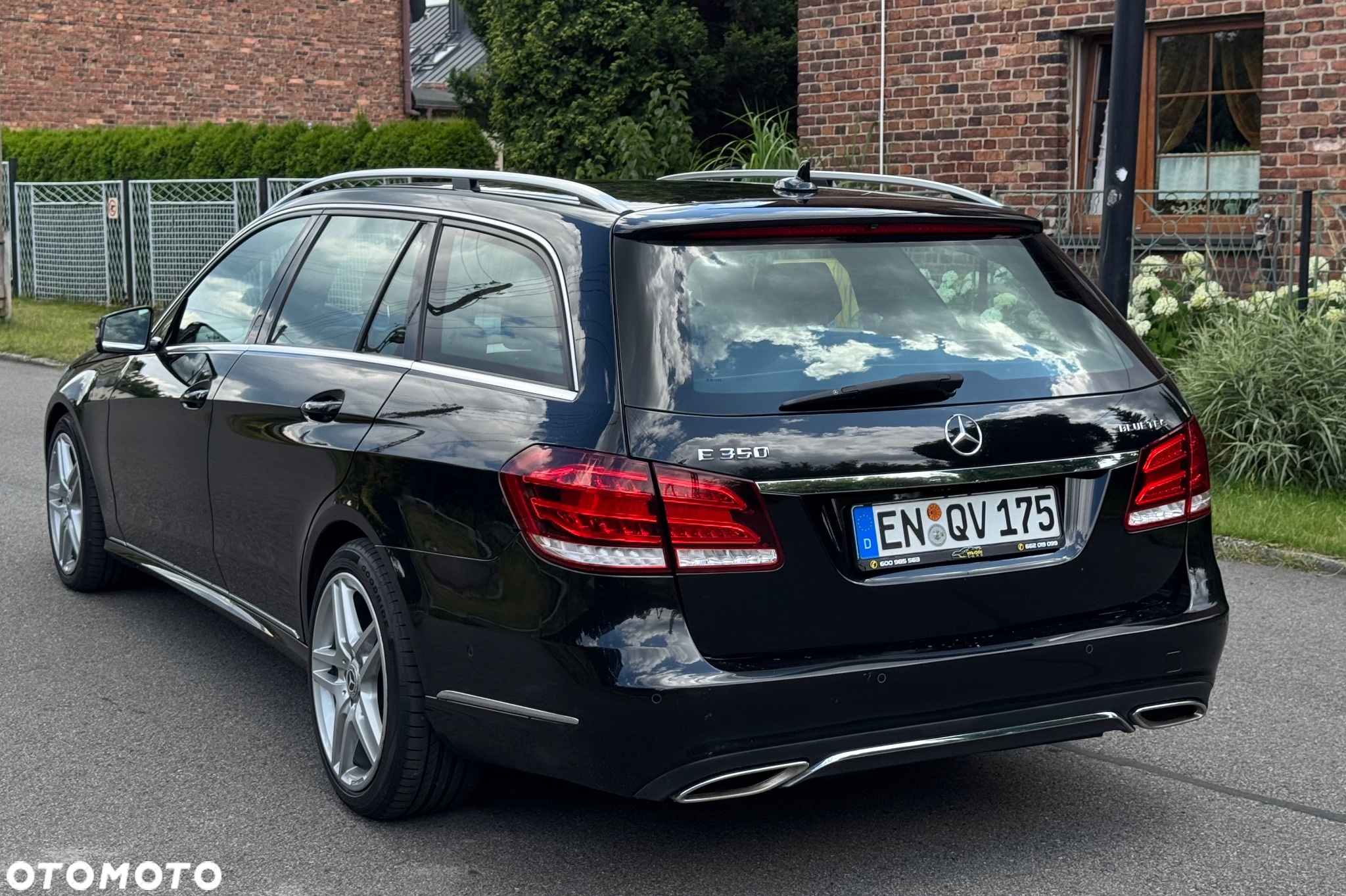 Mercedes-Benz Klasa E 350 d 4Matic T 9G-TRONIC Avantgarde - 6
