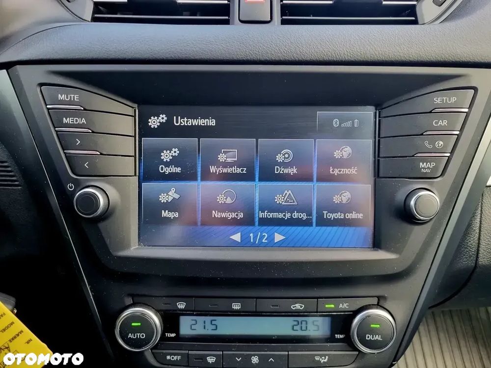 Toyota Avensis 1.8 Prestige - 21