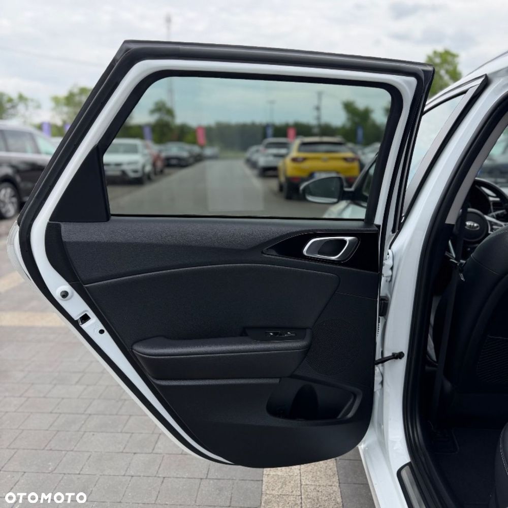Kia Ceed - 20