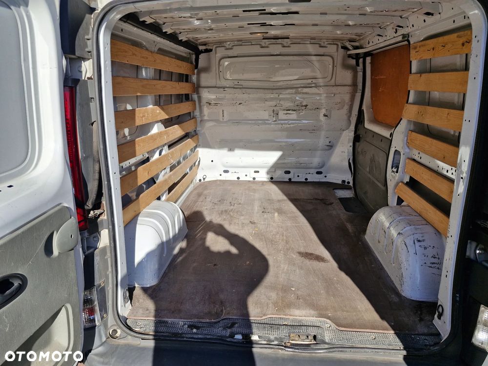 Opel vivaro - 25