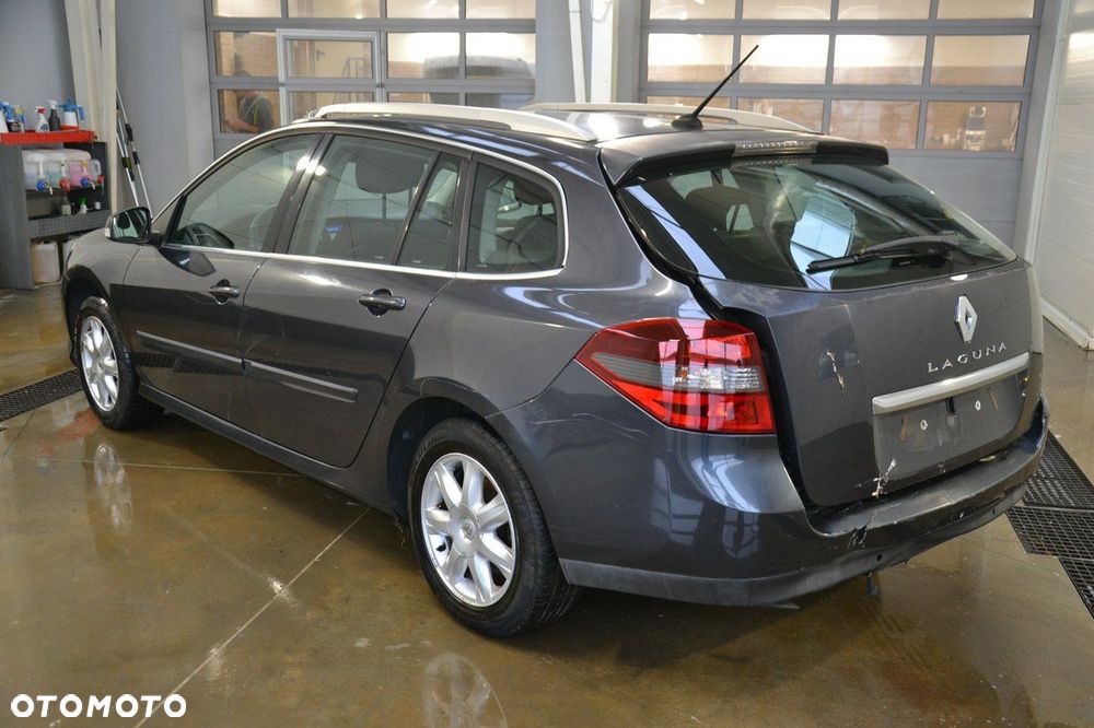 Renault Laguna - 5