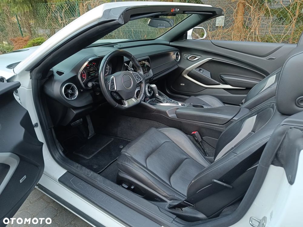 Chevrolet Camaro - 12