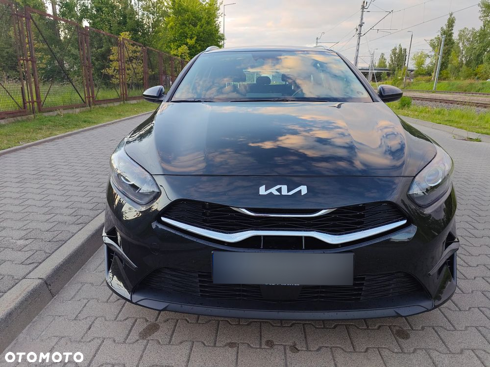 Kia Ceed 1.6 CRDi (48V Mild-Hybrid) Spirit - 3
