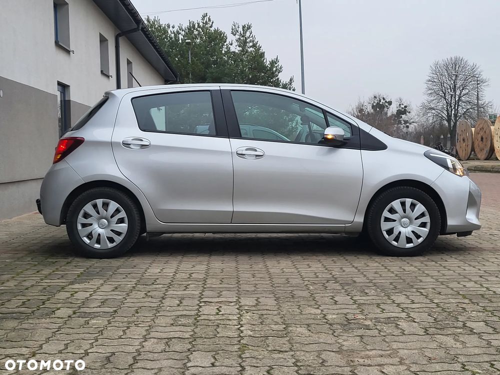 Toyota Yaris 1.0 Active EU6 - 7