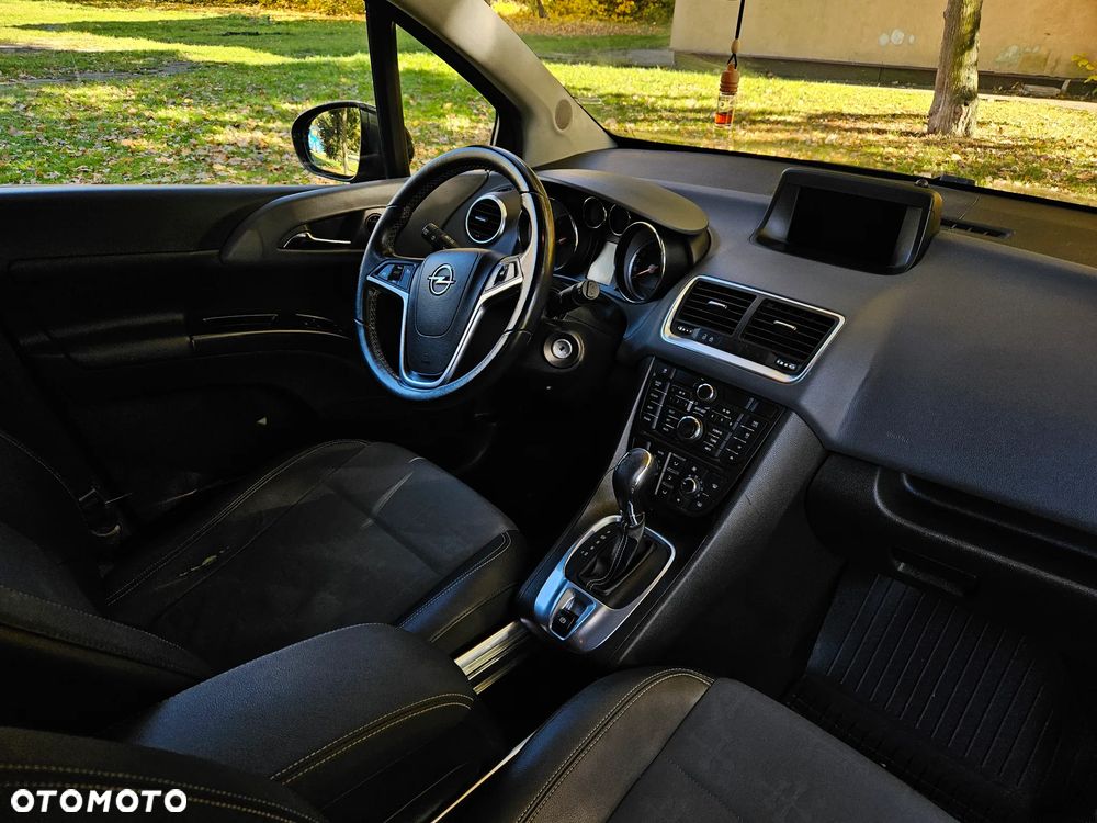 Opel Meriva - 9