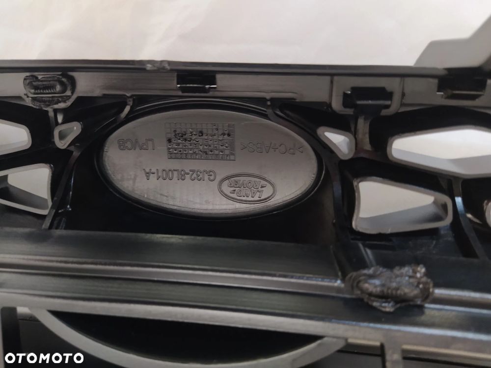 RANGE ROVER EVOQUE L538 GRILL ATRAPA CHŁODNICY ZNACZEK ORYGINAŁ - 10
