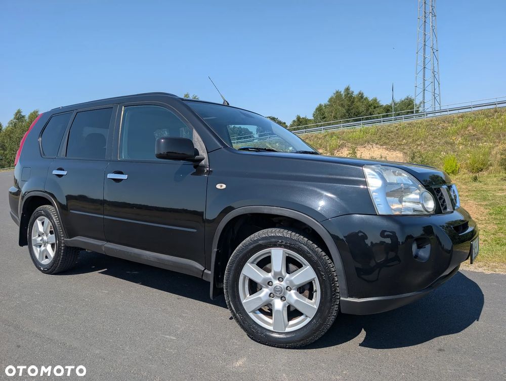 Nissan X-Trail 2.0 XE - 2