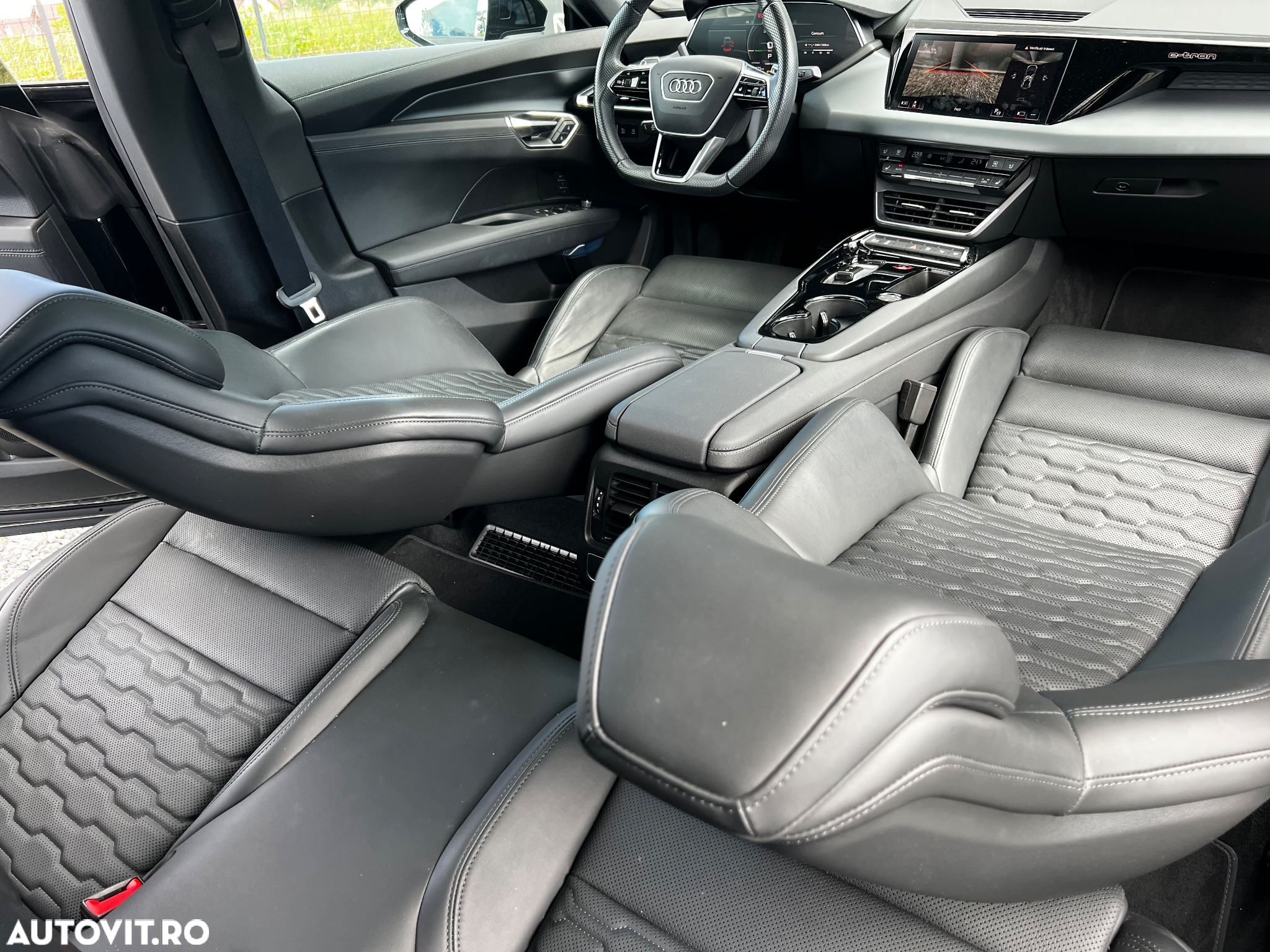 Audi e-tron - 15