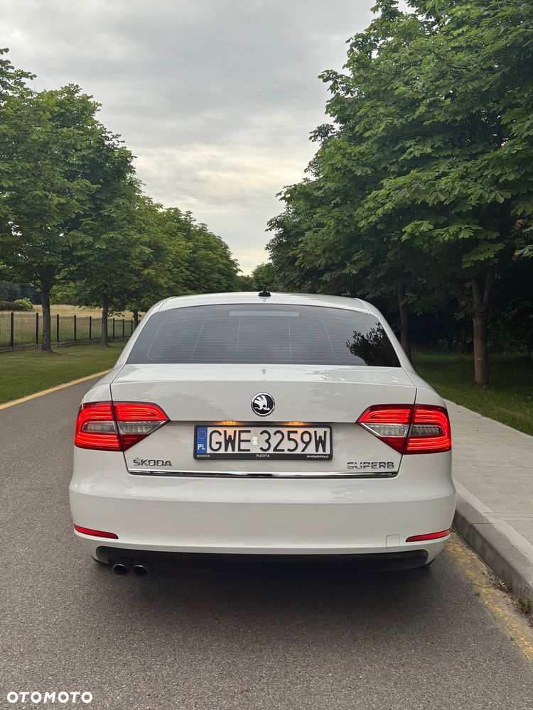 Skoda Superb 2.0 TDI Business DSG - 7