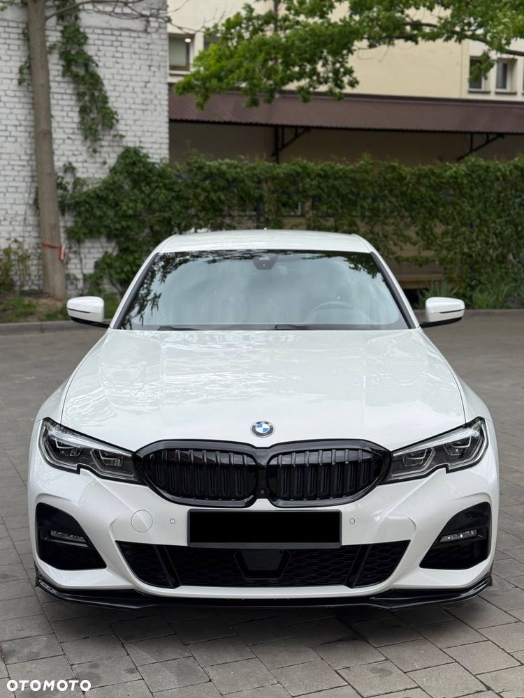 BMW Seria 3 330i M Sport sport - 3