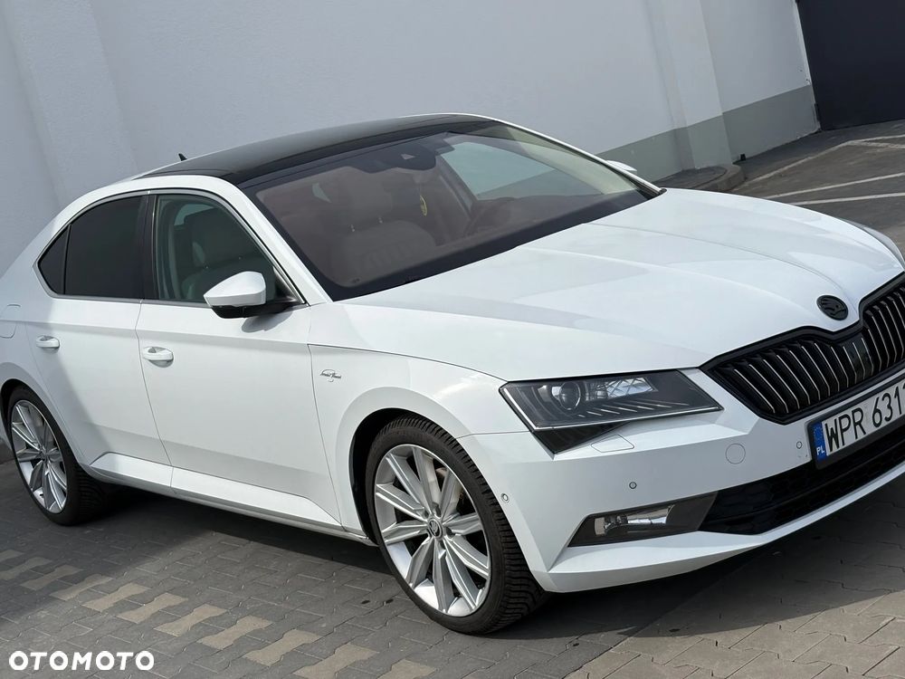 Skoda Superb 2.0 TDI 4x4 L&K DSG - 2