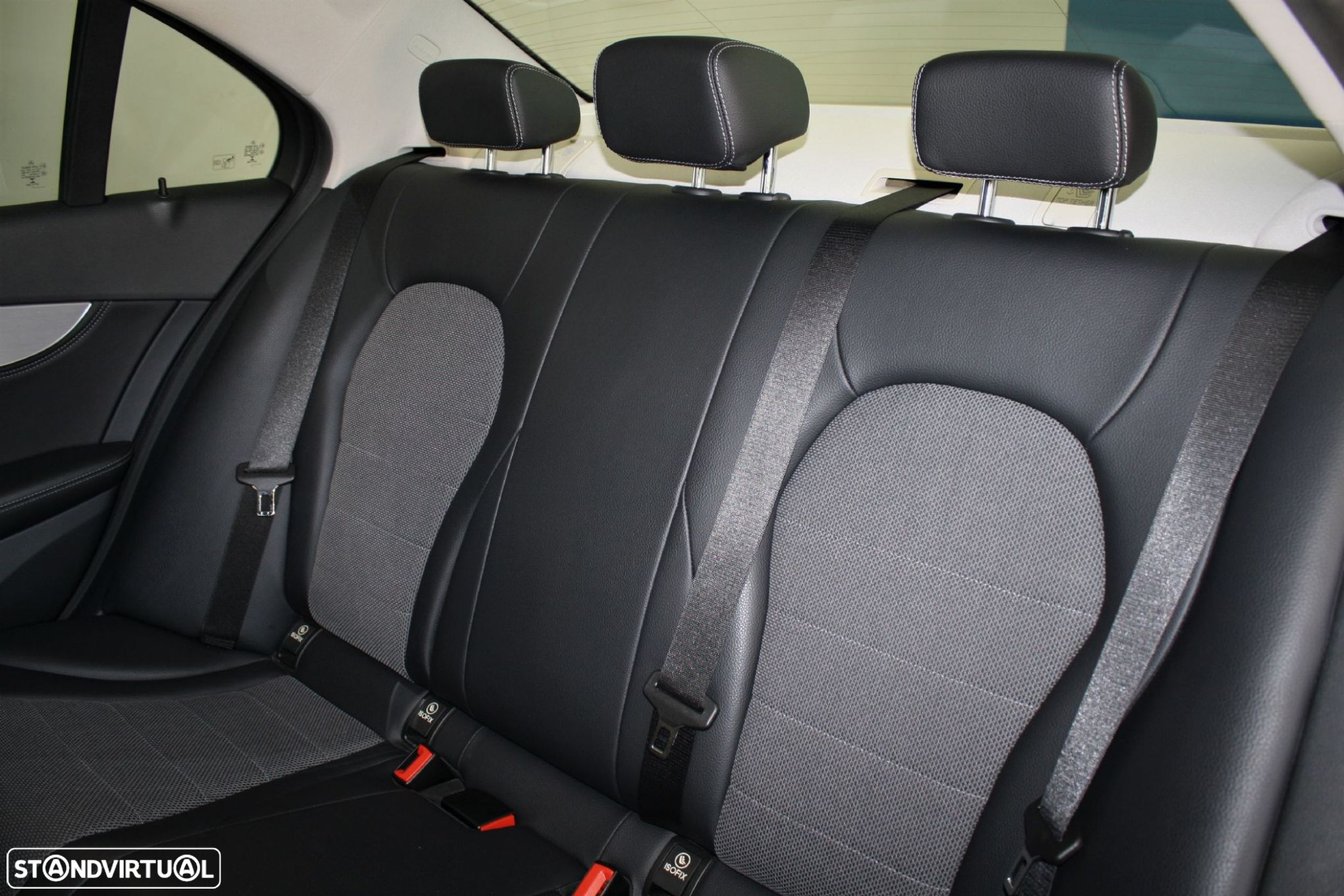 Mercedes-Benz C 220 - 15