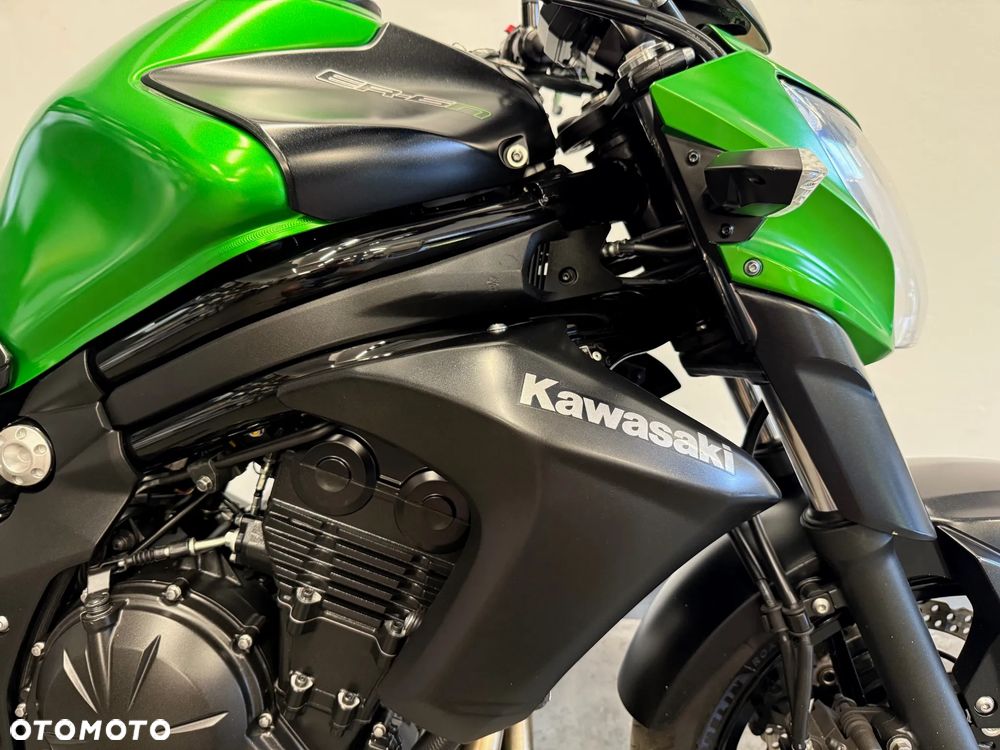 Kawasaki ER - 32