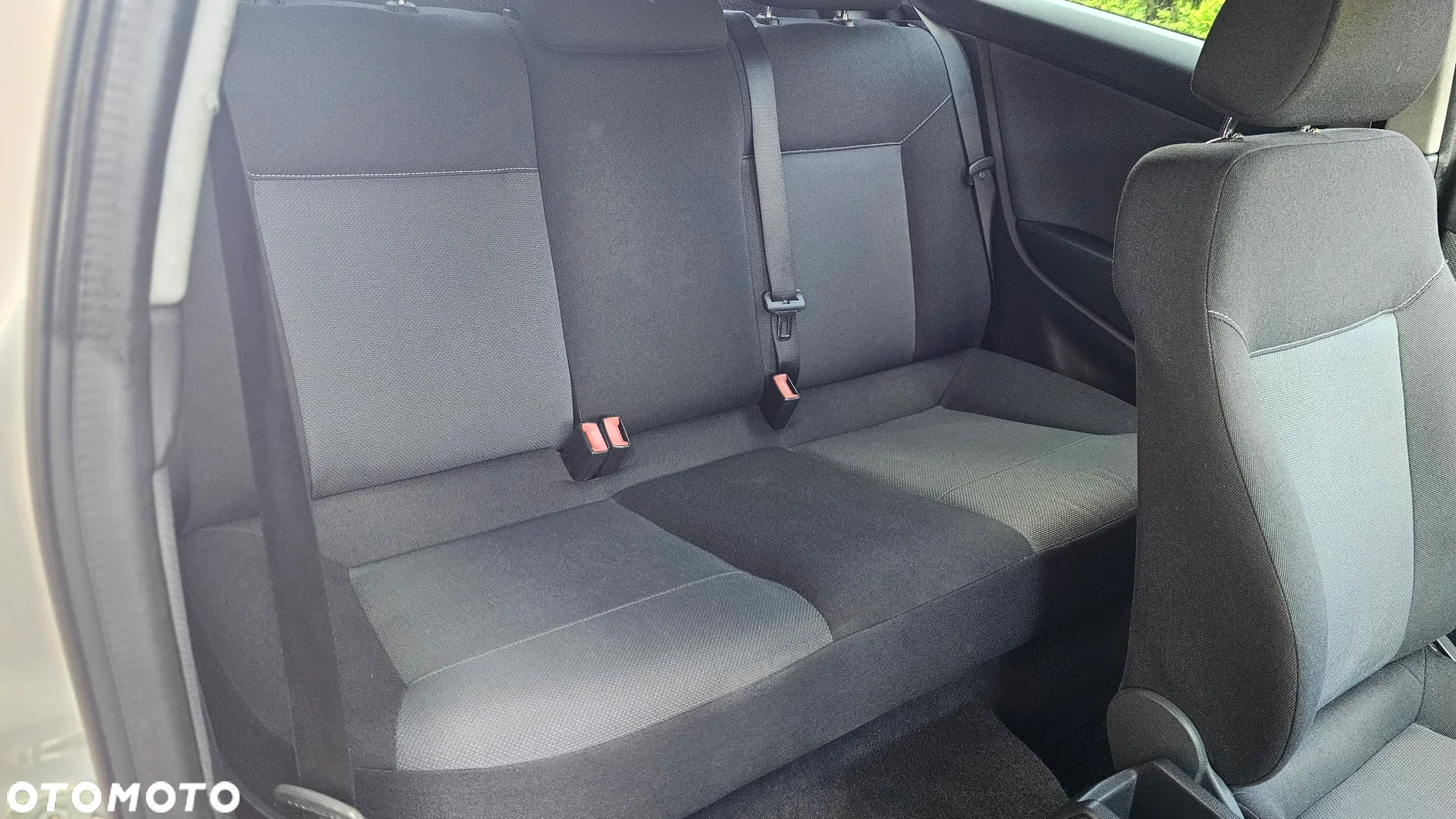 Opel Astra - 16
