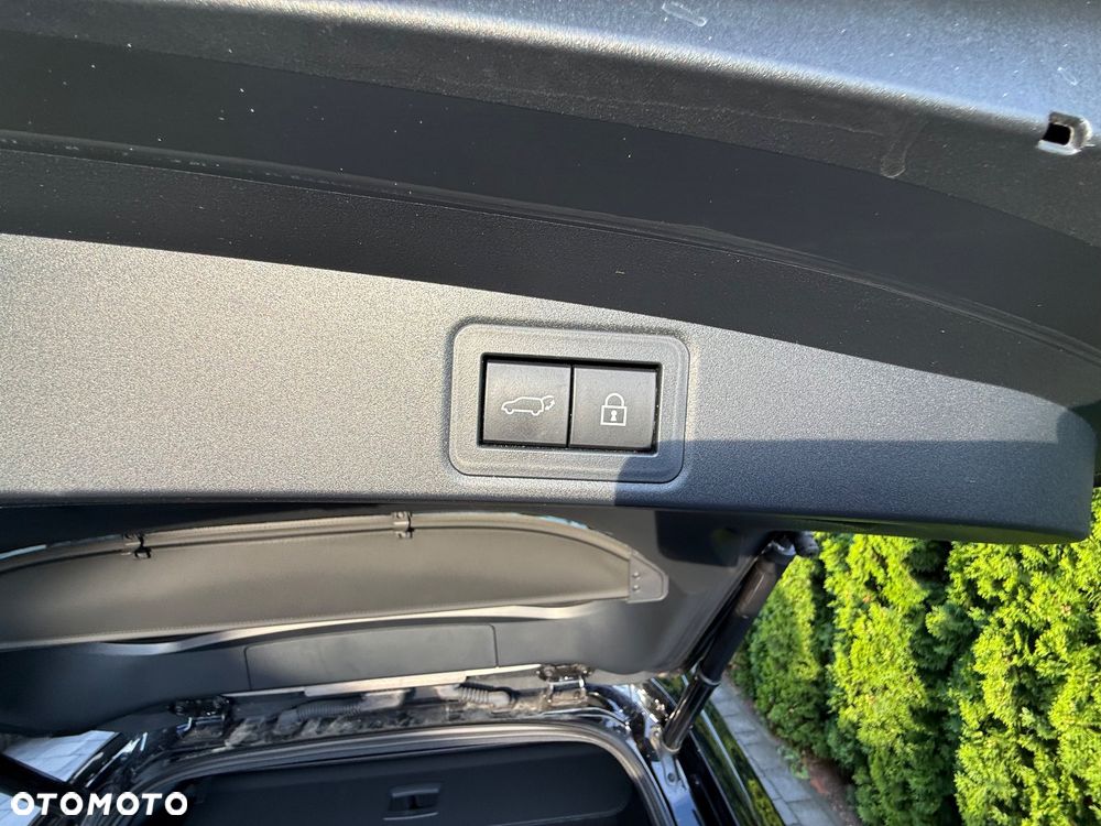 Toyota Corolla 2.0 Hybrid GR Sport - 23