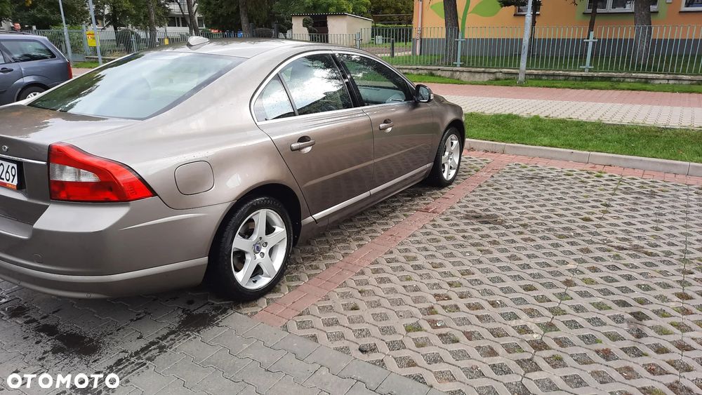 Volvo S80 - 2