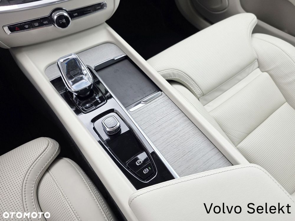 Volvo V60 Cross Country - 33