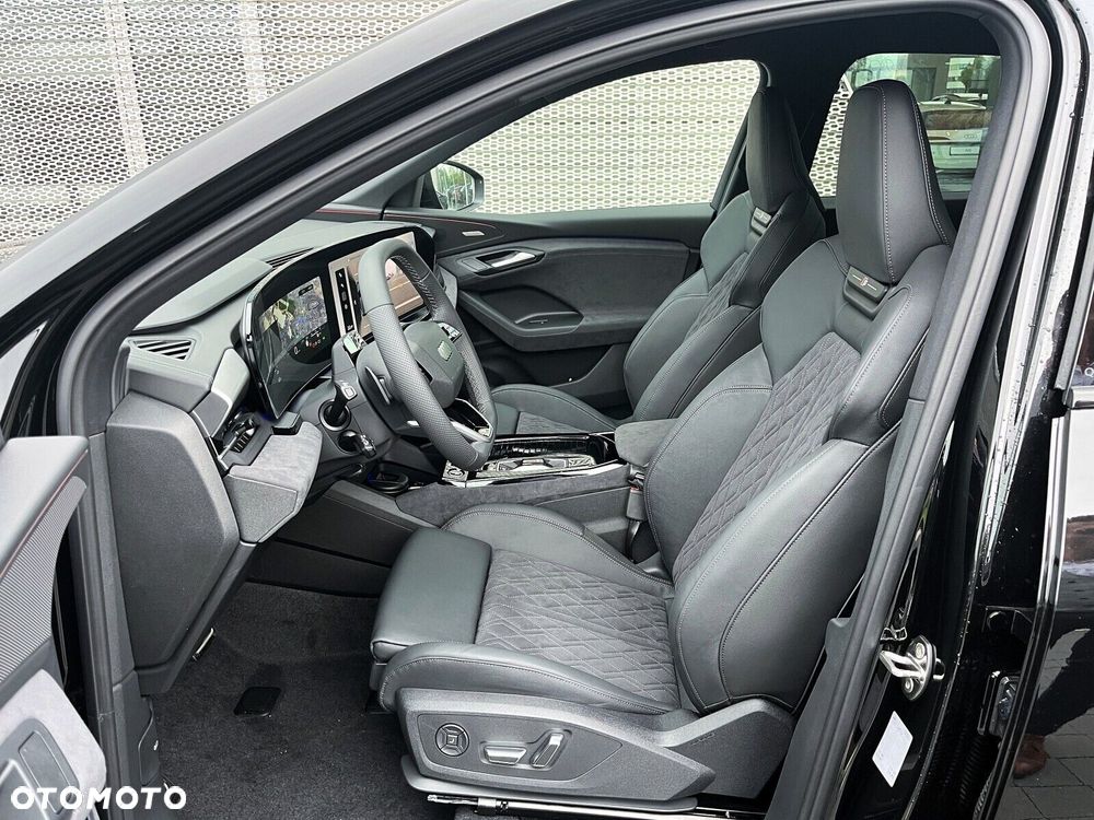 Audi Q6 e-tron - 6