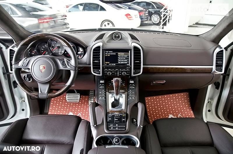 Porsche Cayenne 4.8 GTS - 4