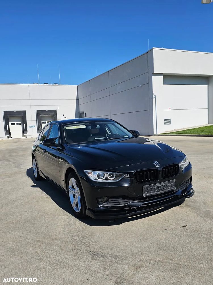 BMW Seria 3 318d Touring Aut. Luxury Line - 23