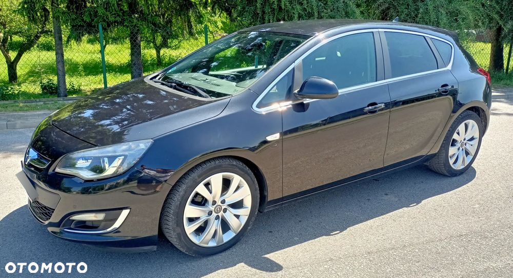 Opel Astra 2.0 CDTI Exklusiv - 3