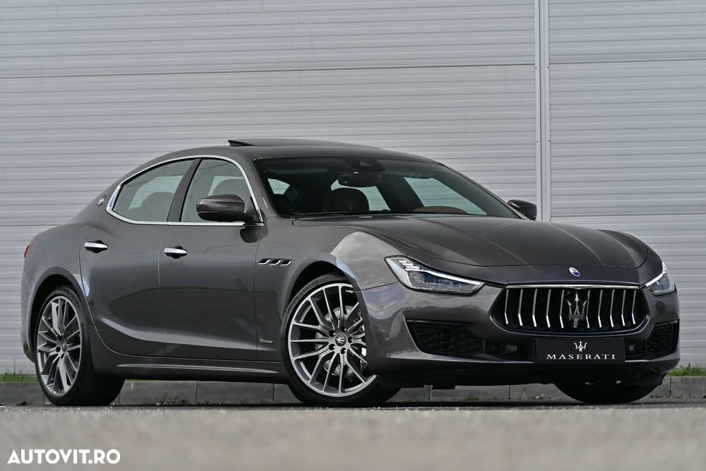 Maserati Ghibli GranLusso - 11