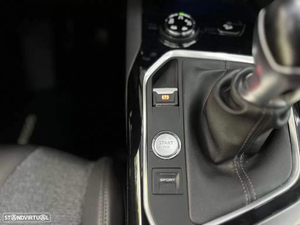 Peugeot 5008 PureTech 130 Stop & Start Crossway - 27