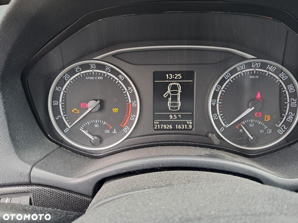 Skoda Octavia 2.0 TDI DPF RS - 9