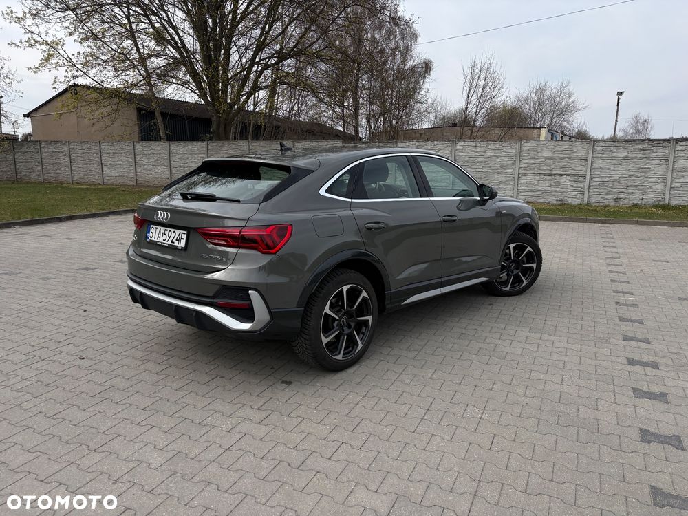 Audi Q3 Sportback - 3