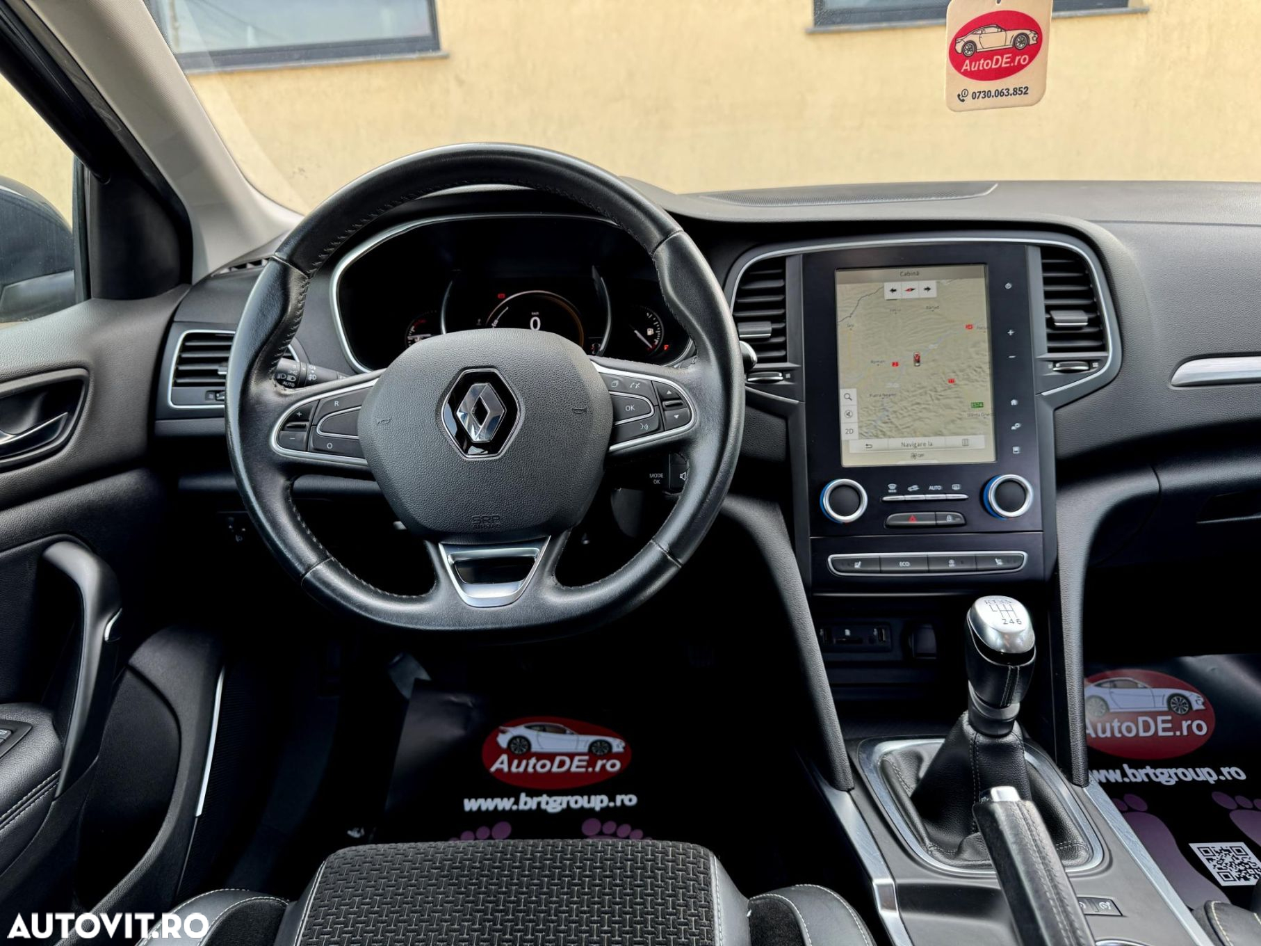 Renault Megane ENERGY TCe 100 INTENS - 9