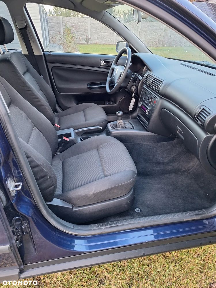 Volkswagen Passat 2.0 Trendline - 6
