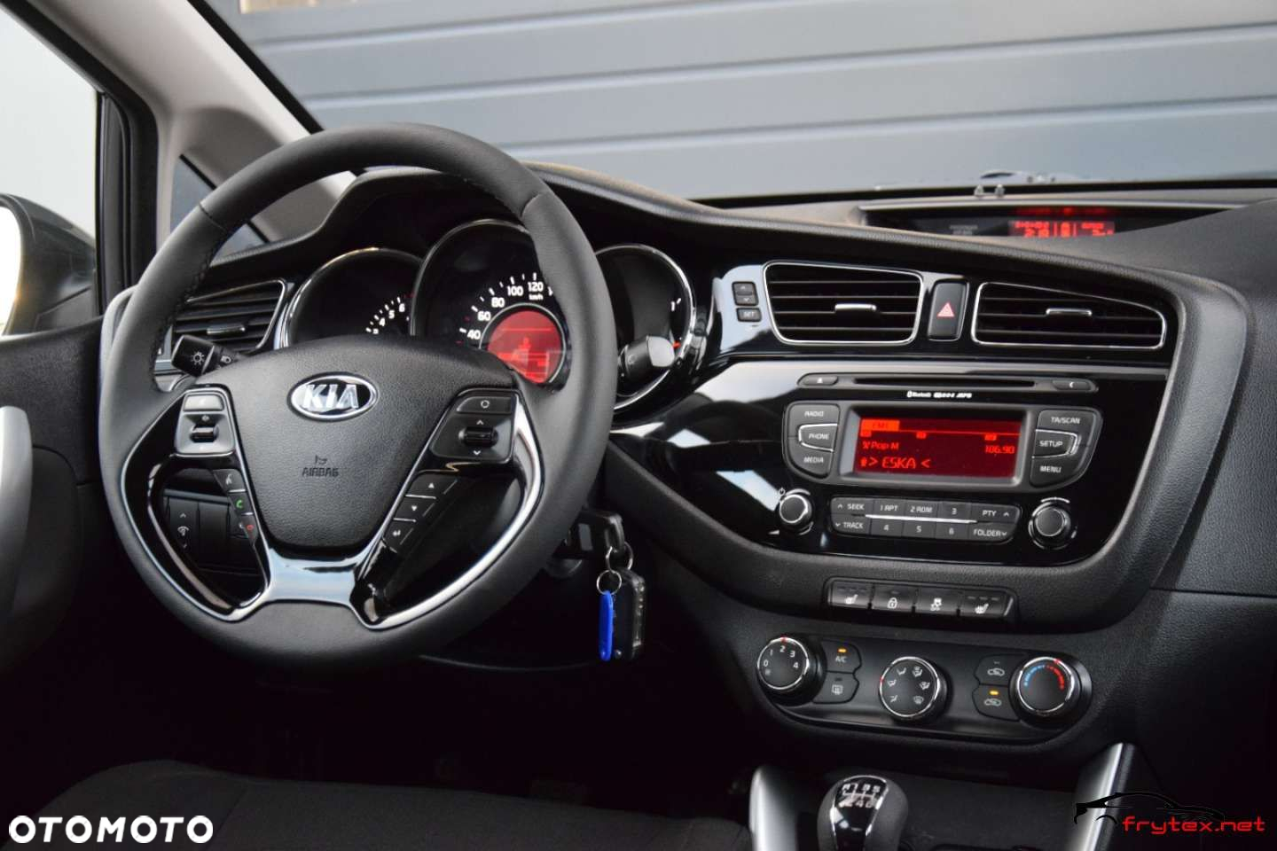 Kia Ceed - 25