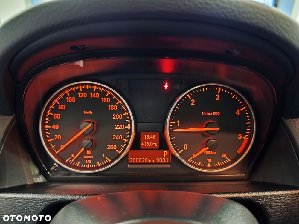 BMW X1 sDrive20d Sport Line - 17