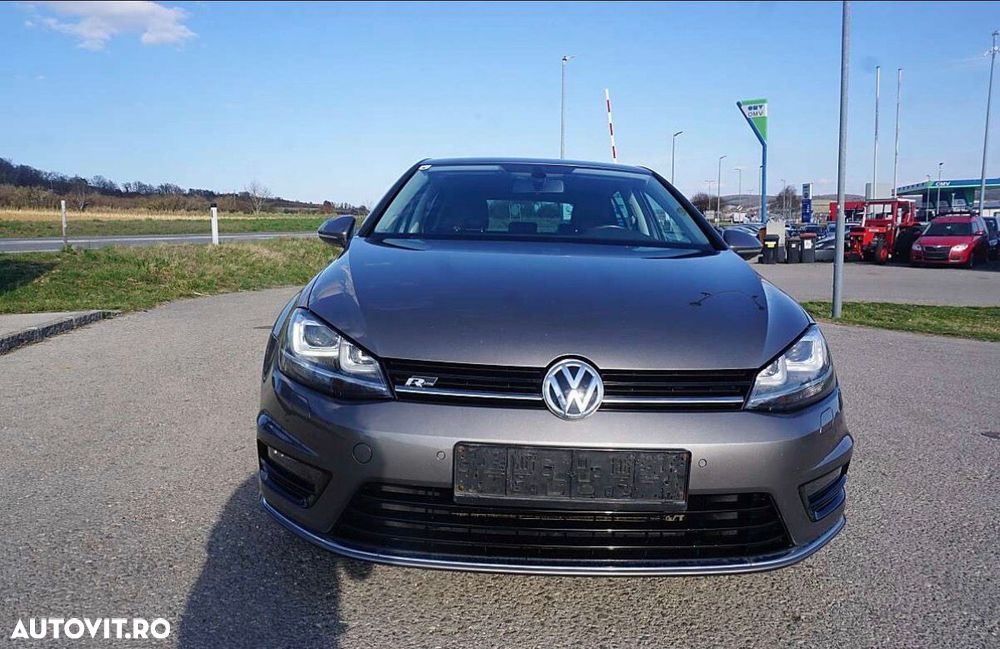 Volkswagen Golf 1.6 TDI DPF BlueMotion Technology MATCH - 1