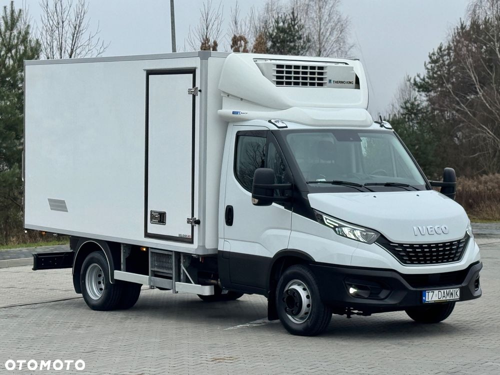 Iveco Daily‼️72C18‼️3.0 HI-MATIC Chłodnia/Mroźnia zakres -32C/+22C THERMO KING V-500 MAX Źródło Zasilania 400V Grube Ściany/Podłoga Przegroda komorowa‼️ Full LED na bliźniaku Salon Polska Poduszki Pneumatyczne DMC7200kg - 2