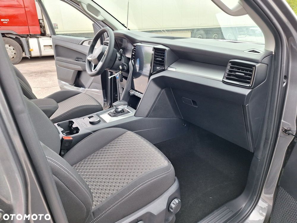 Volkswagen Amarok - 21