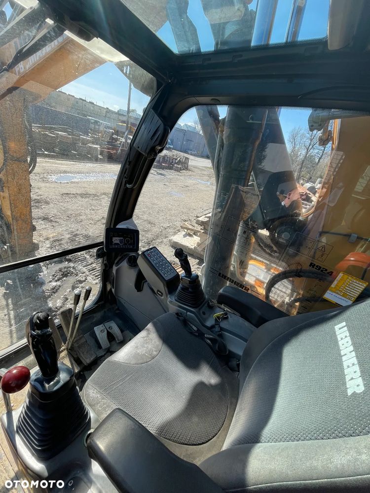 Liebherr 924 - 2