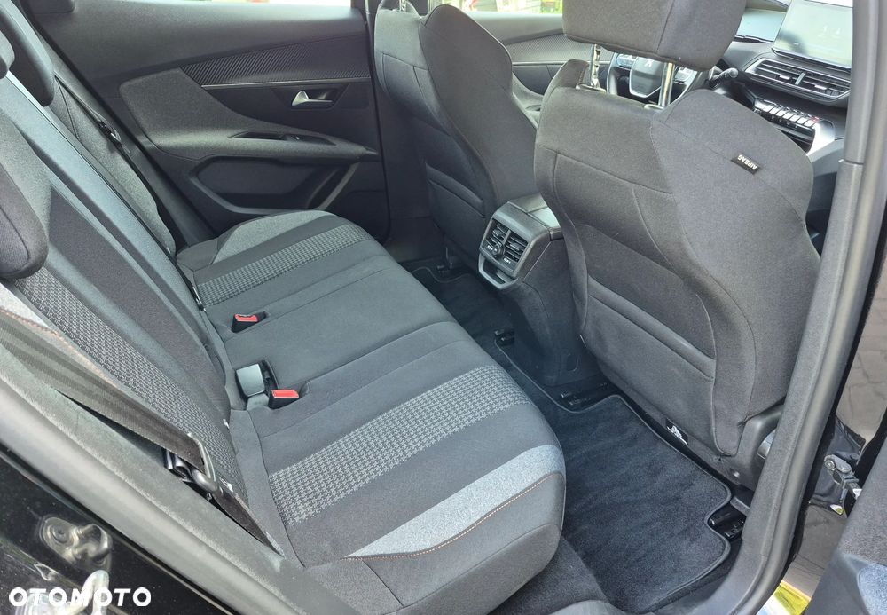 Peugeot 3008 1.5 BlueHDi Active Pack S&S EAT8 - 12