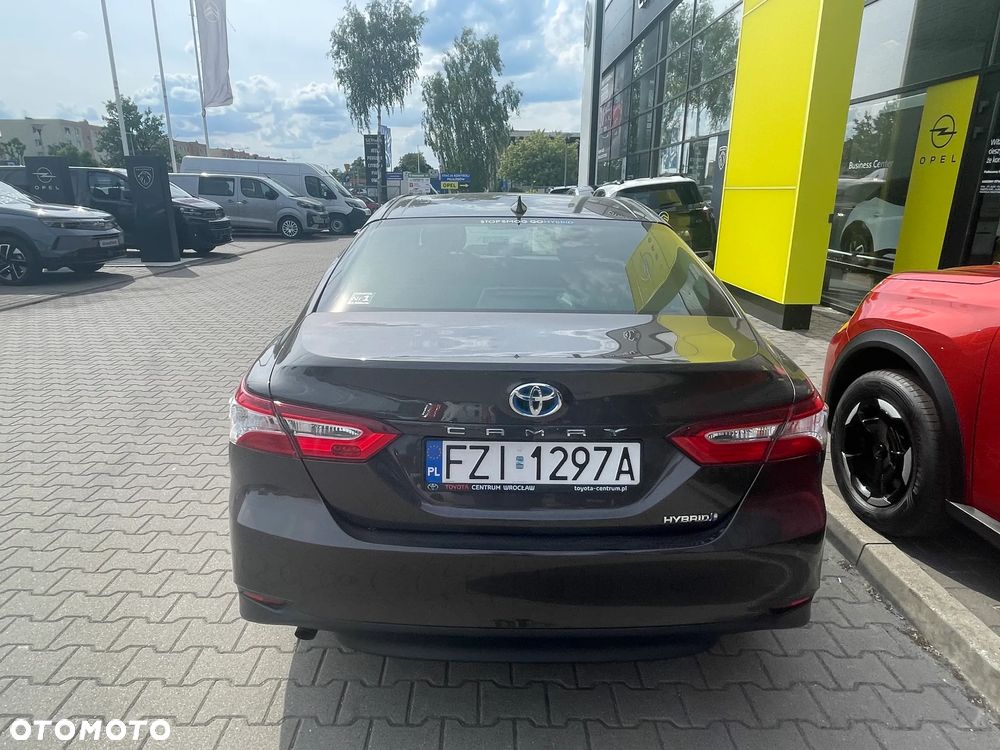 Toyota Camry 2.5 Hybrid Comfort CVT - 4
