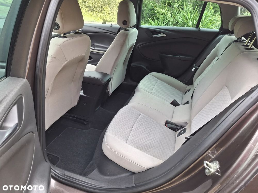 Opel Astra 1.0 Turbo Start/Stop Sports Tourer Business - 12