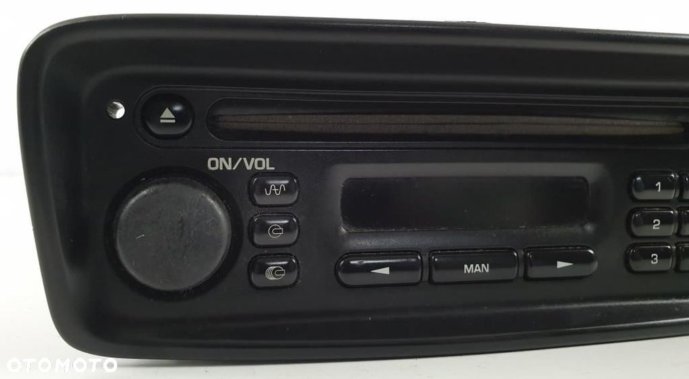 RADIO CD PEUGEOT 206 PU-2325-A 9639692080 - 3